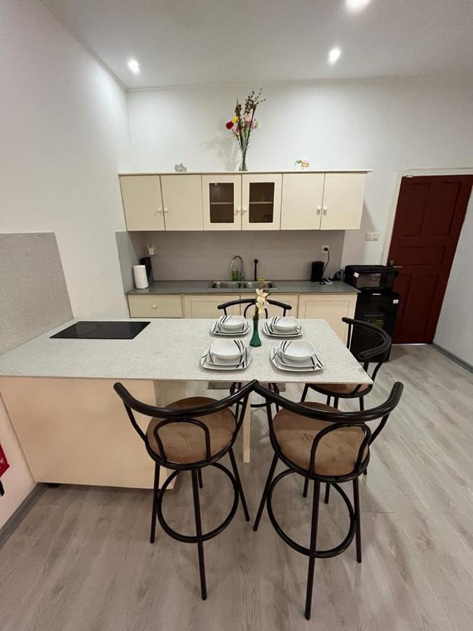 City Appartementen New Nickerie - 4-6P Nieuw Nickerie Bagian luar foto